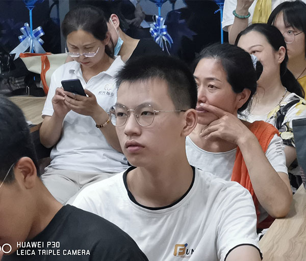 襄陽青少年情緒疏導(dǎo)